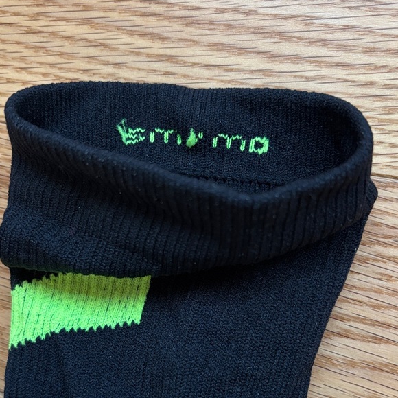 Pro Compression Socks - Picture 2 of 3